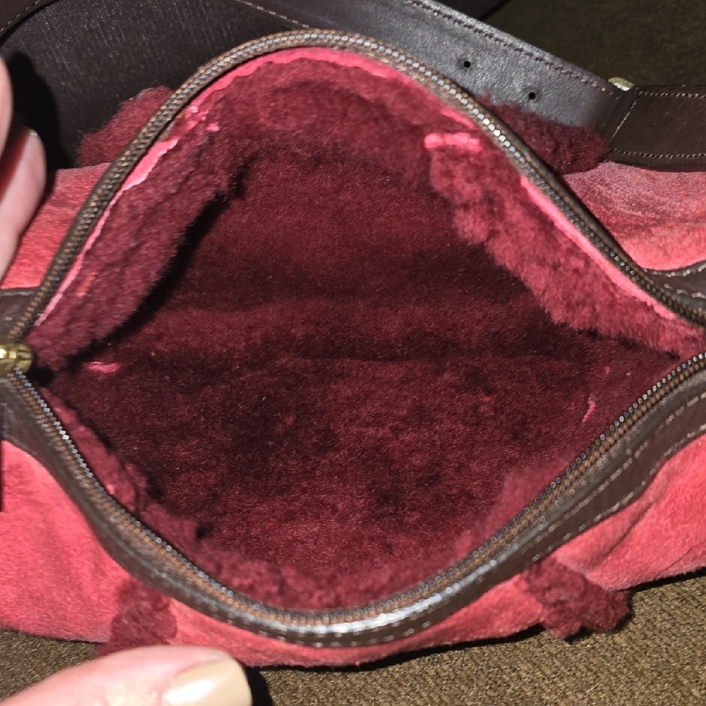 UGG Red/Burgundy and Brown Shoulder Bag - Picture 7 of 7